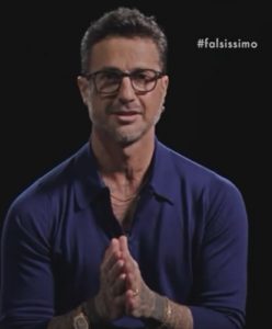 Fabrizio Corona nel podcast Falsissimo