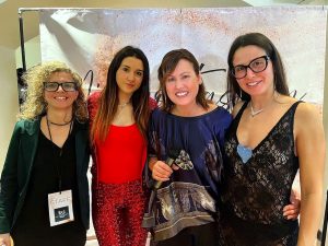 Ester Uggiosi e staff