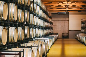 Il Vino- pexels-david-bartus-43782-442116