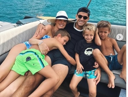 famiglia Alvaro Morata e Alice Campello ph IG