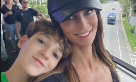 Manuela Arcuri con il figlio in Florida ph IG