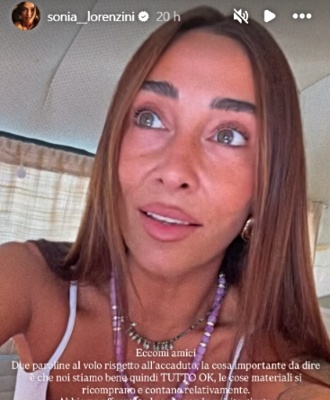 Sonia Lorenzini derubata in vacanza, il duro sfogo social: “La gente fa schifo, non ho parole”